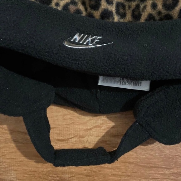 Nike Toddler Girls Leopard Trapper Hat & Mittens - Picture 2 of 5